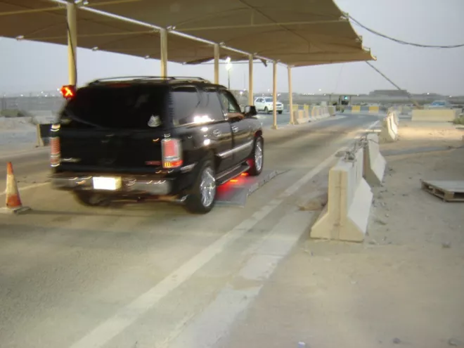 Gatekeeper IVUS Dual-View, Surface-Mount Ramp, under-vehicle inspection
